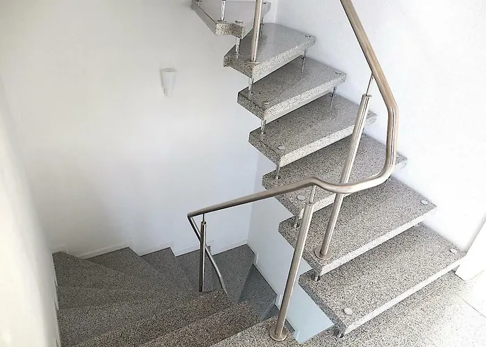 Modernes Stadthaus 100qm Parkplatz Bad&dusche Kueche Hanôver